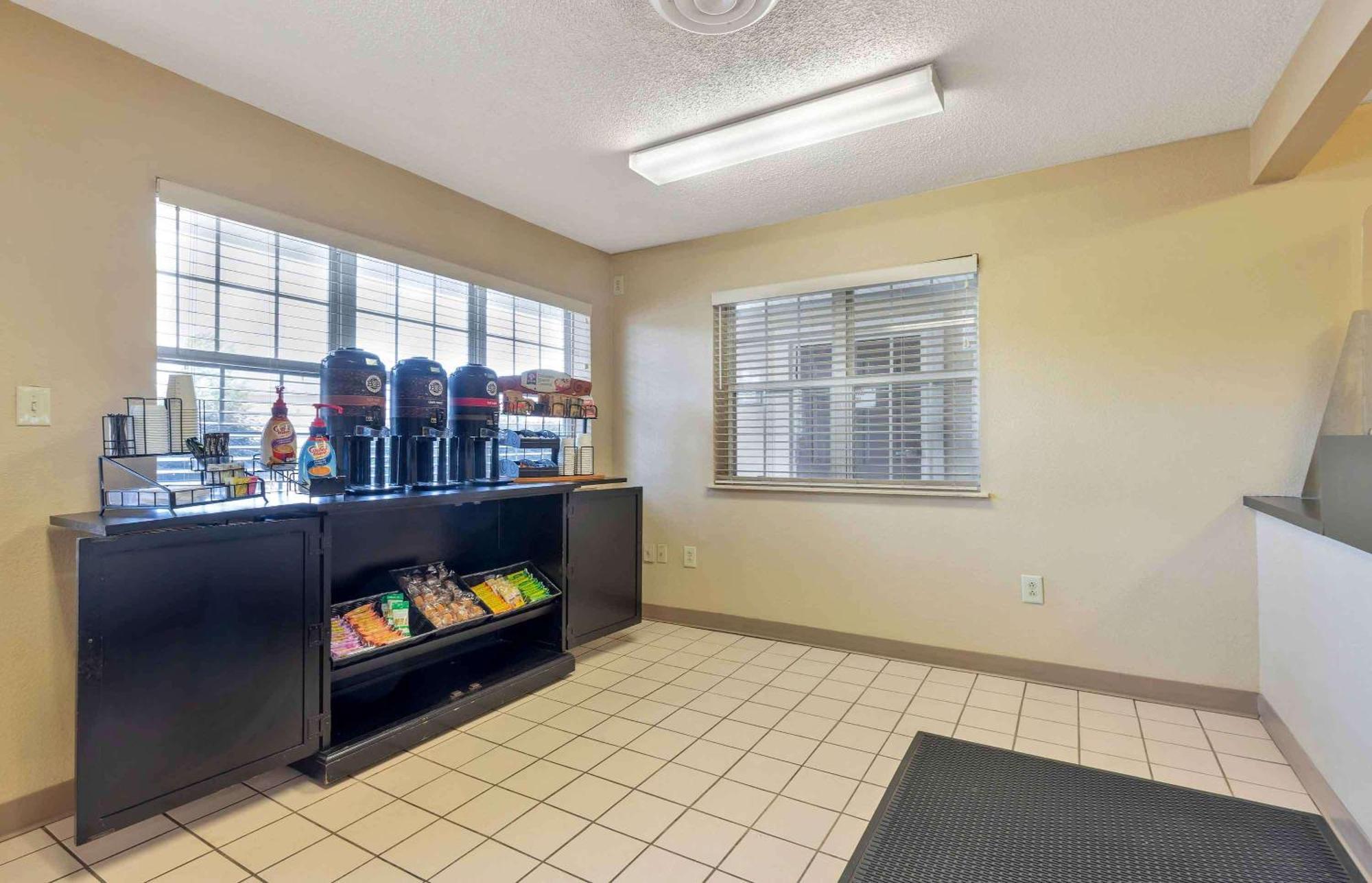 Extended Stay America Select Suites - Columbia - Ft Jackson Buitenkant foto