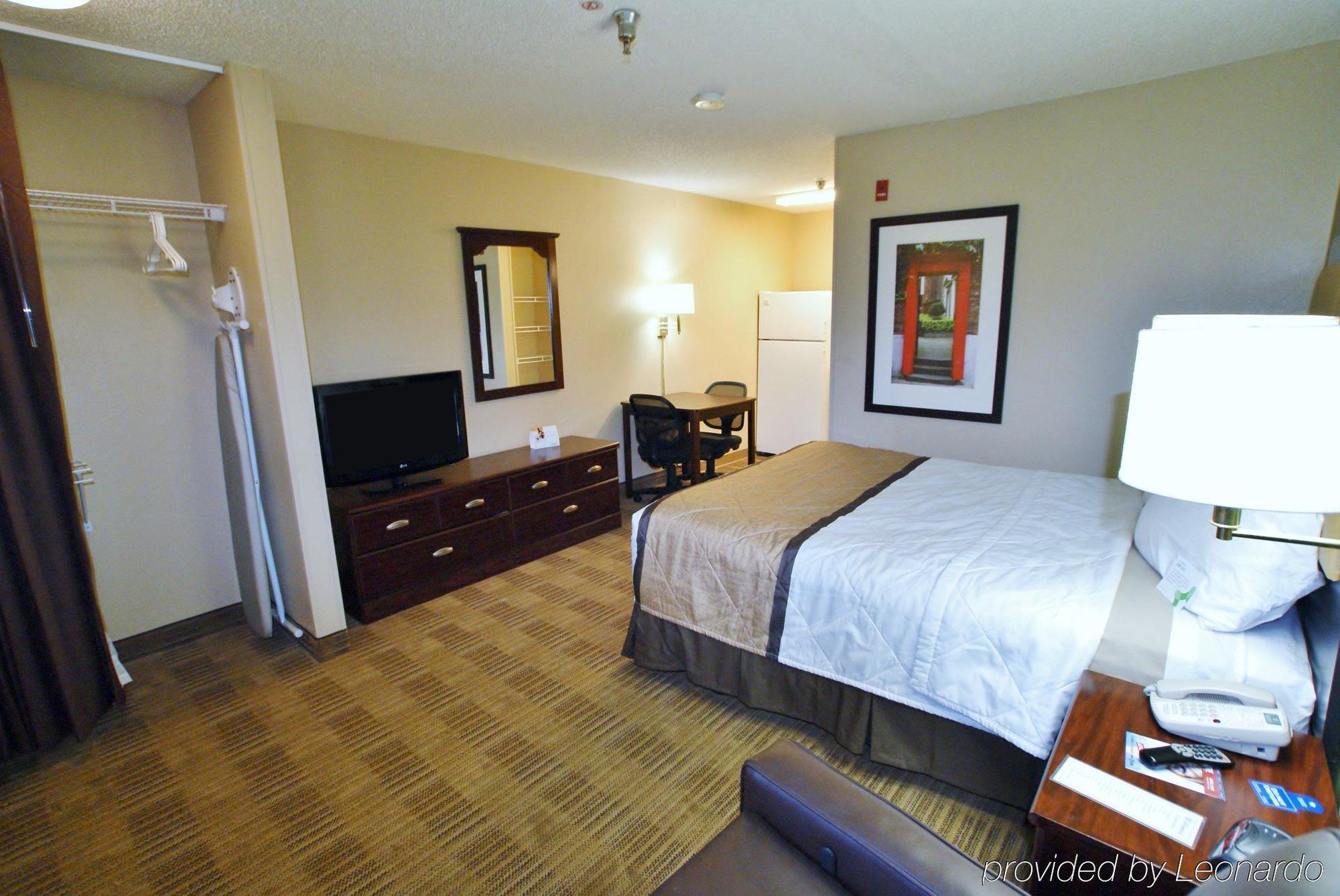Extended Stay America Select Suites - Columbia - Ft Jackson Buitenkant foto