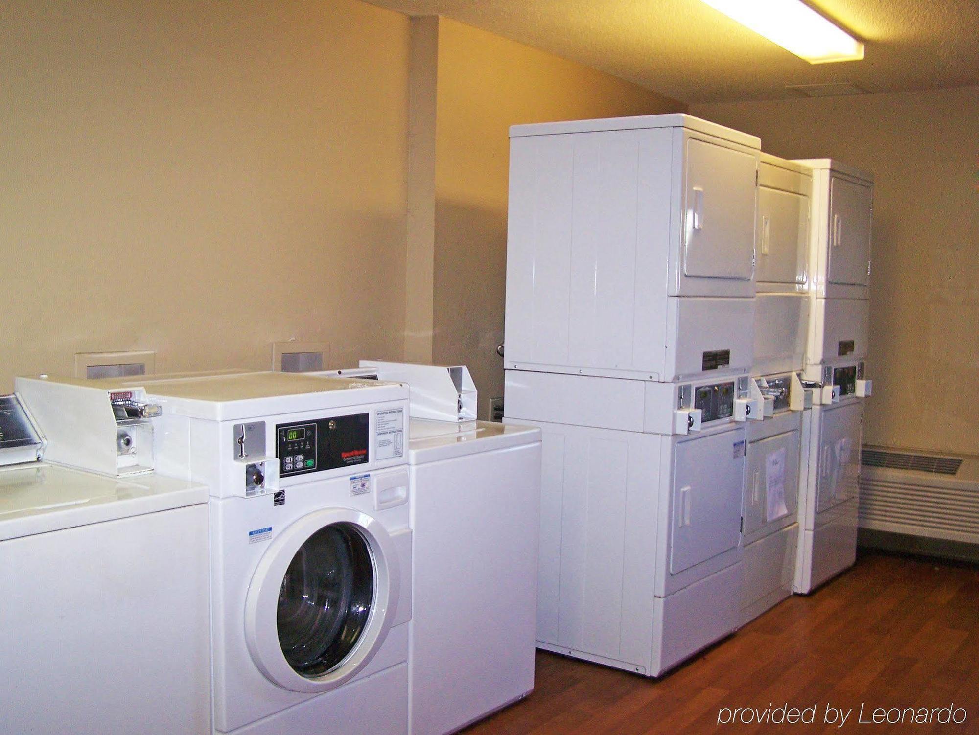 Extended Stay America Select Suites - Columbia - Ft Jackson Buitenkant foto